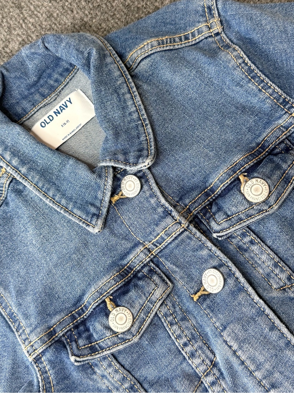 Old Navy Light Blue girls small 6/7 Denim Jacket